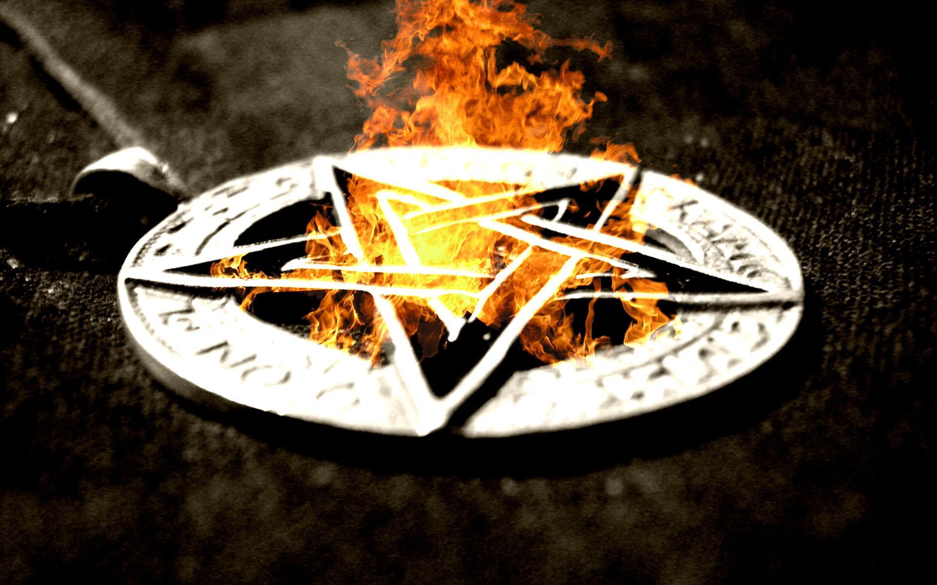 1920x1200 White Pentagram Wallpaper