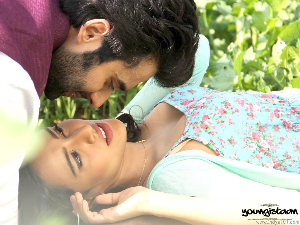 1024x768 Wallpaper of Youngistaan (2014)