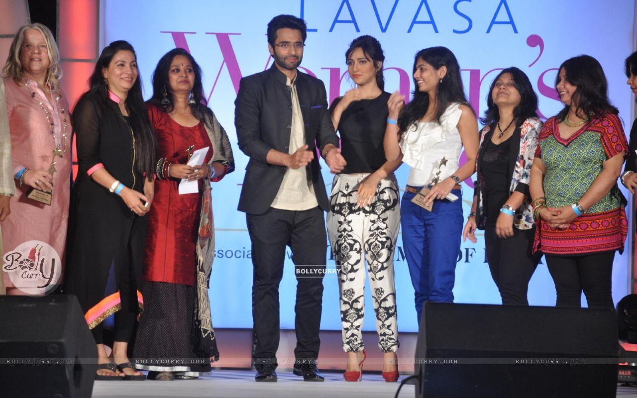 1280x800 Wallpaper of Youngistaan at Lavasa Woman Drives Awards 2014 size:1280x800