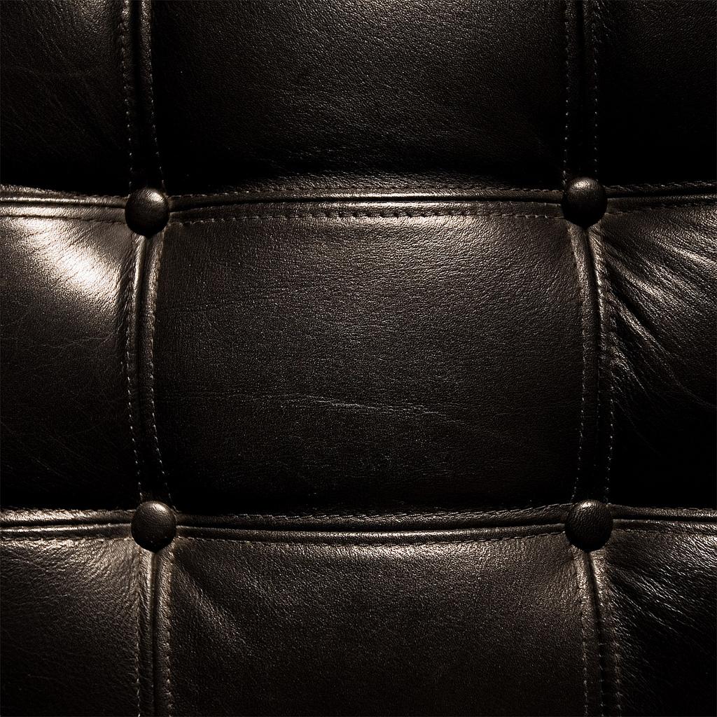 1024x1024 Black leather texture iPad Wallpaper