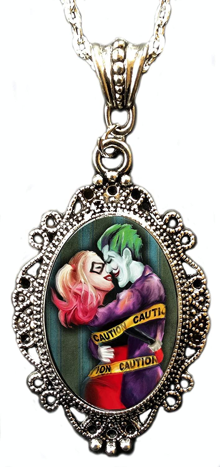 707x1500 Alkemie Joker and Harley Quinn Crazy Love Cameo Pendant Necklace: Clothing