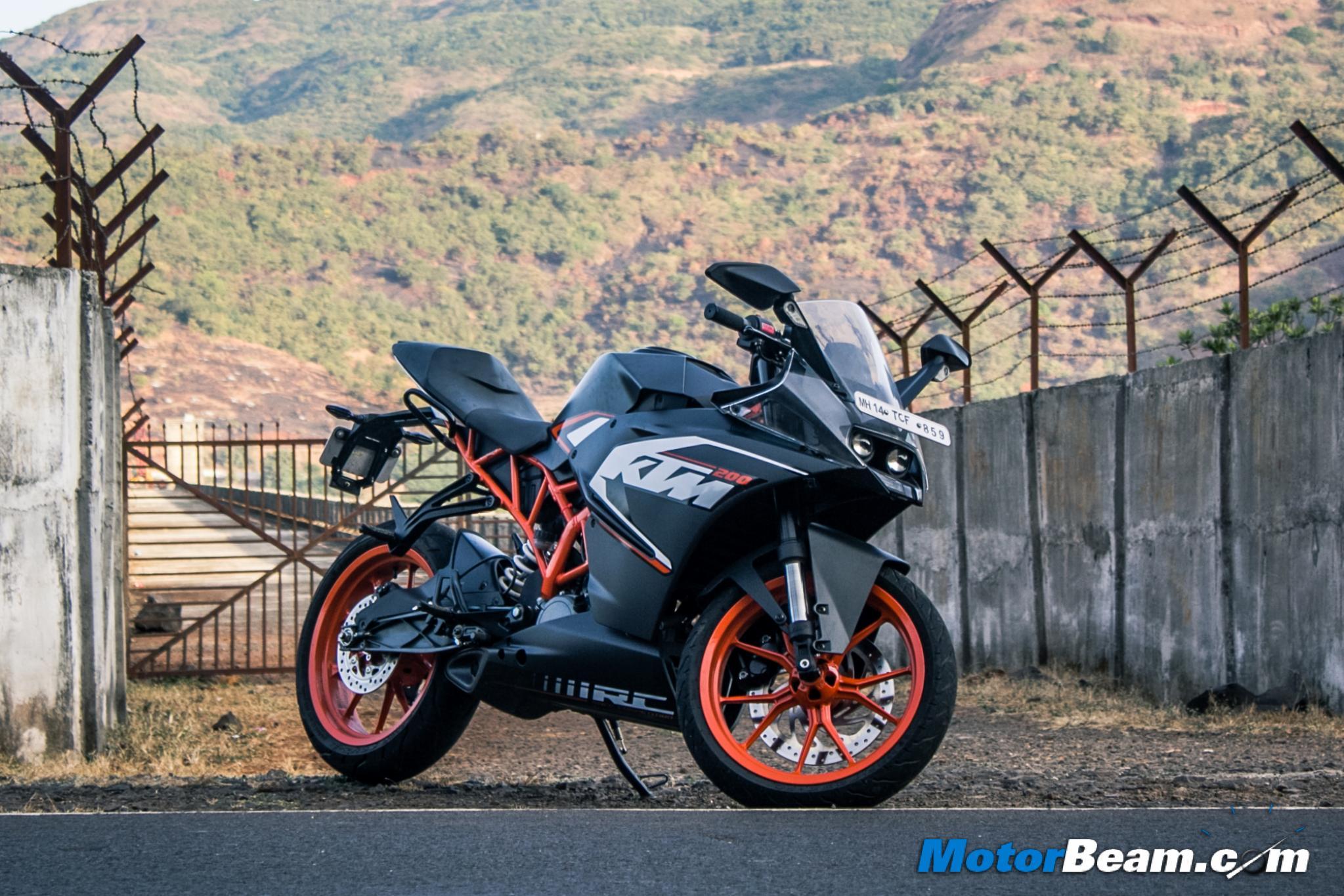 Meet Beautifully Modified KTM RC 200 Pearl Silver Edition - Maxabout News