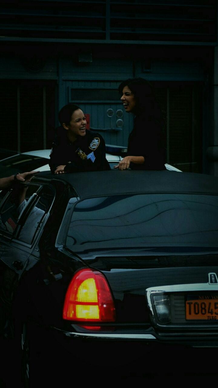 720x1280 ❦. l. Amy Santiago & Rosa Diaz