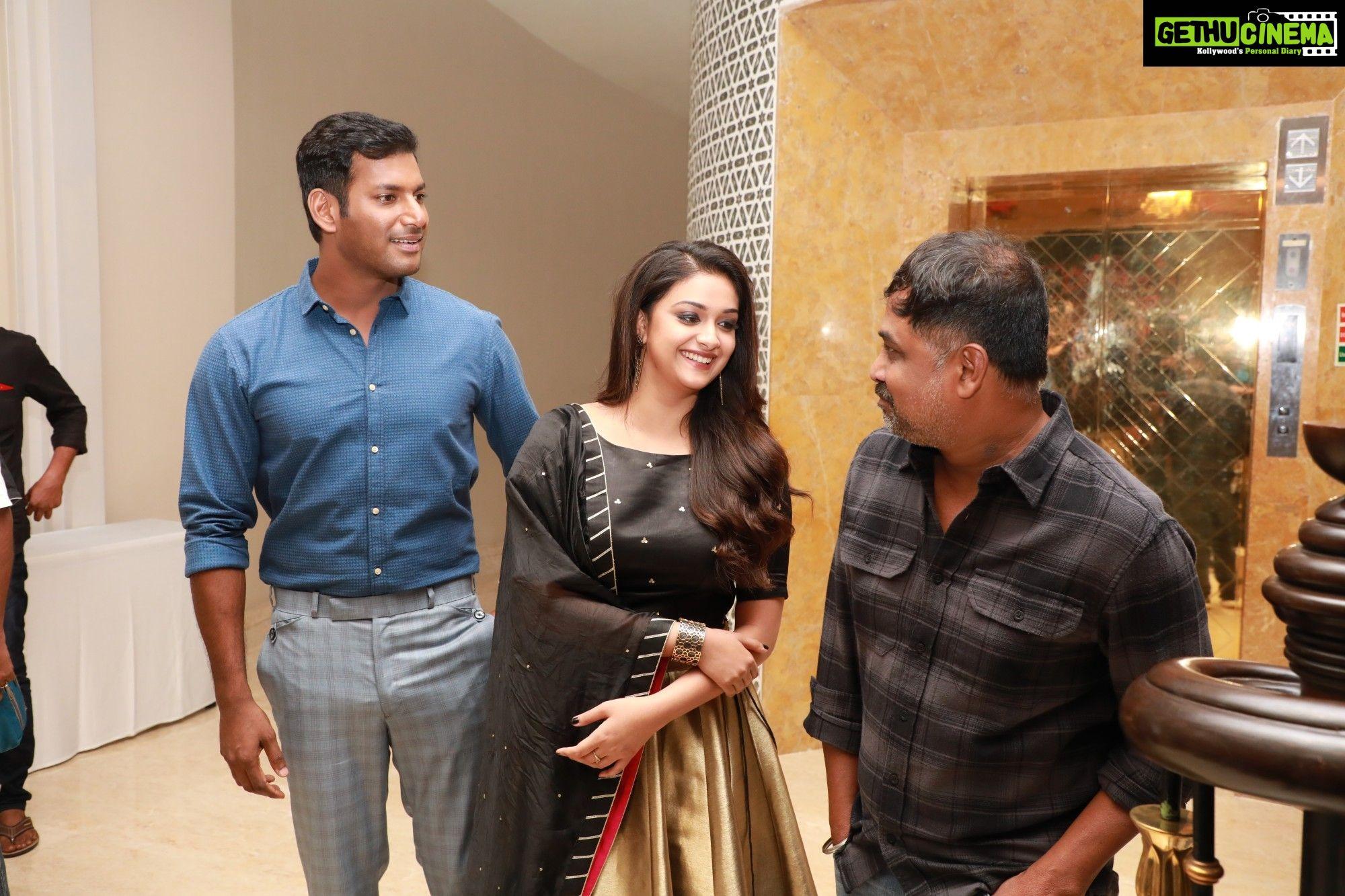 2000x1333 Sandakozhi 2 Press Meet HD Gallery. Vishal, Keerthy Suresh, Lingusamy Cinema. Actors image, Most beautiful indian actress, Actors