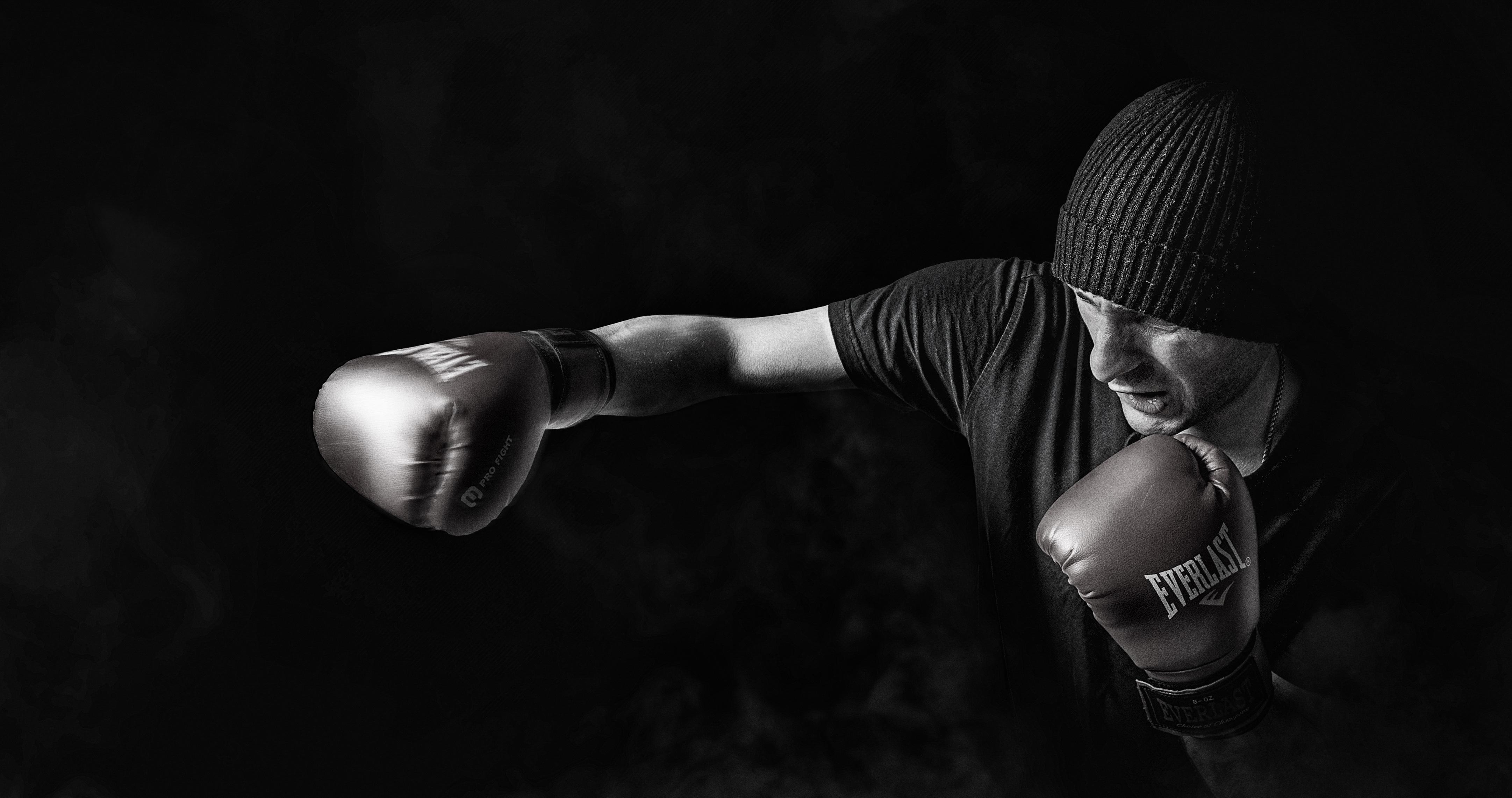 4325x2282 Kickboxing Sports Men Boxing Gloves Wallpaper:4325x2282
