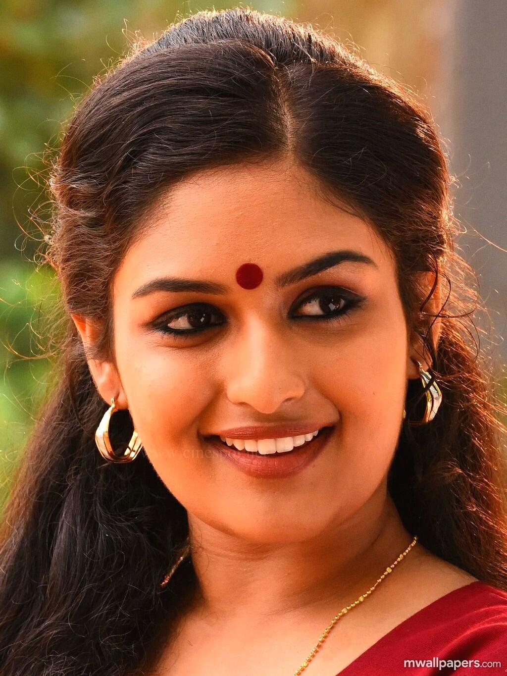 1024x1365 Prayaga Martin Beautiful HD Photo (1080p) (1024x1365) (2021)