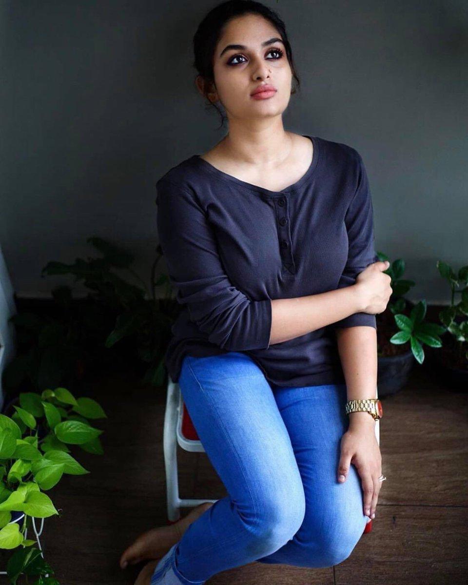 960x1200 Prayaga Martin