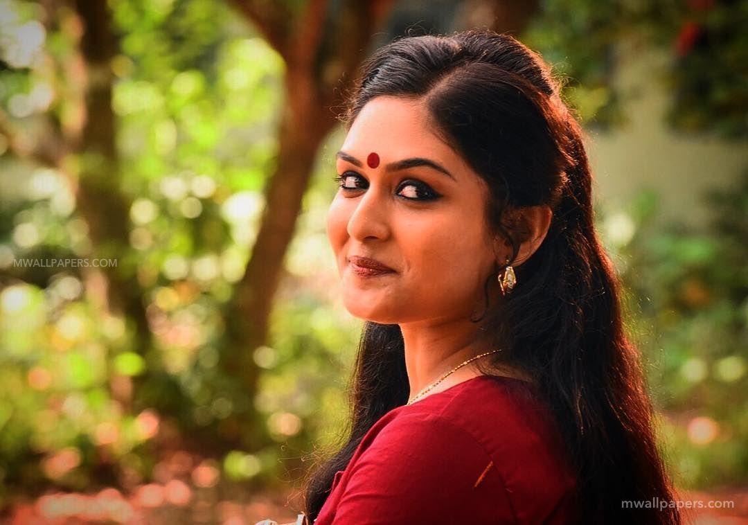 1080x758 Prayaga Martin HD Wallpaper (Desktop Background / Android / iPhone) (1080p, 4k) (1080x758) (2021)