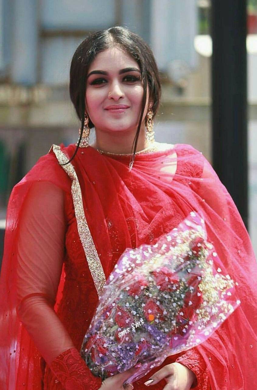 845x1280 Prayaga Martin wallpaper