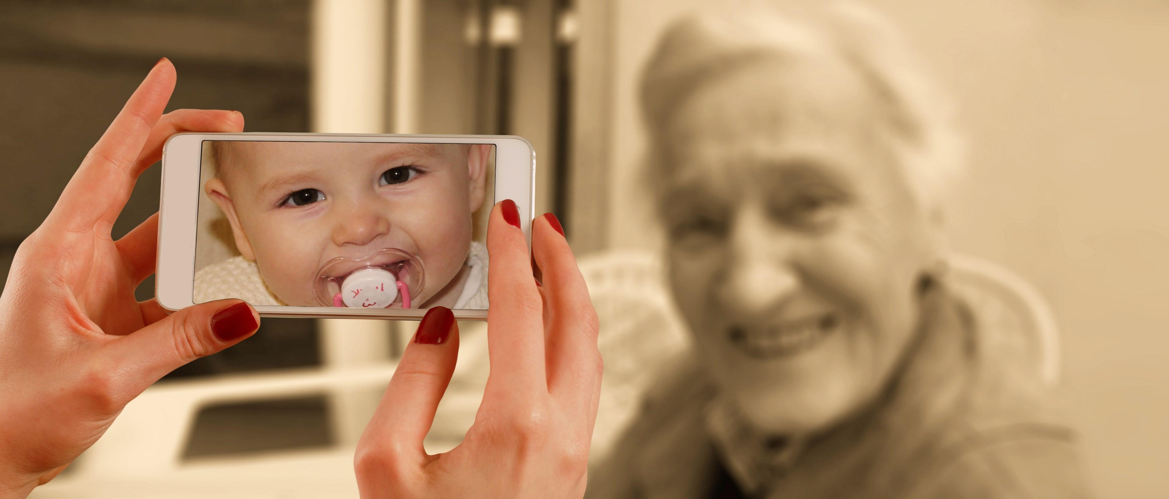 3840x1639 Wallpaper / smartphone face woman old baby young child youth 4k wallpaper