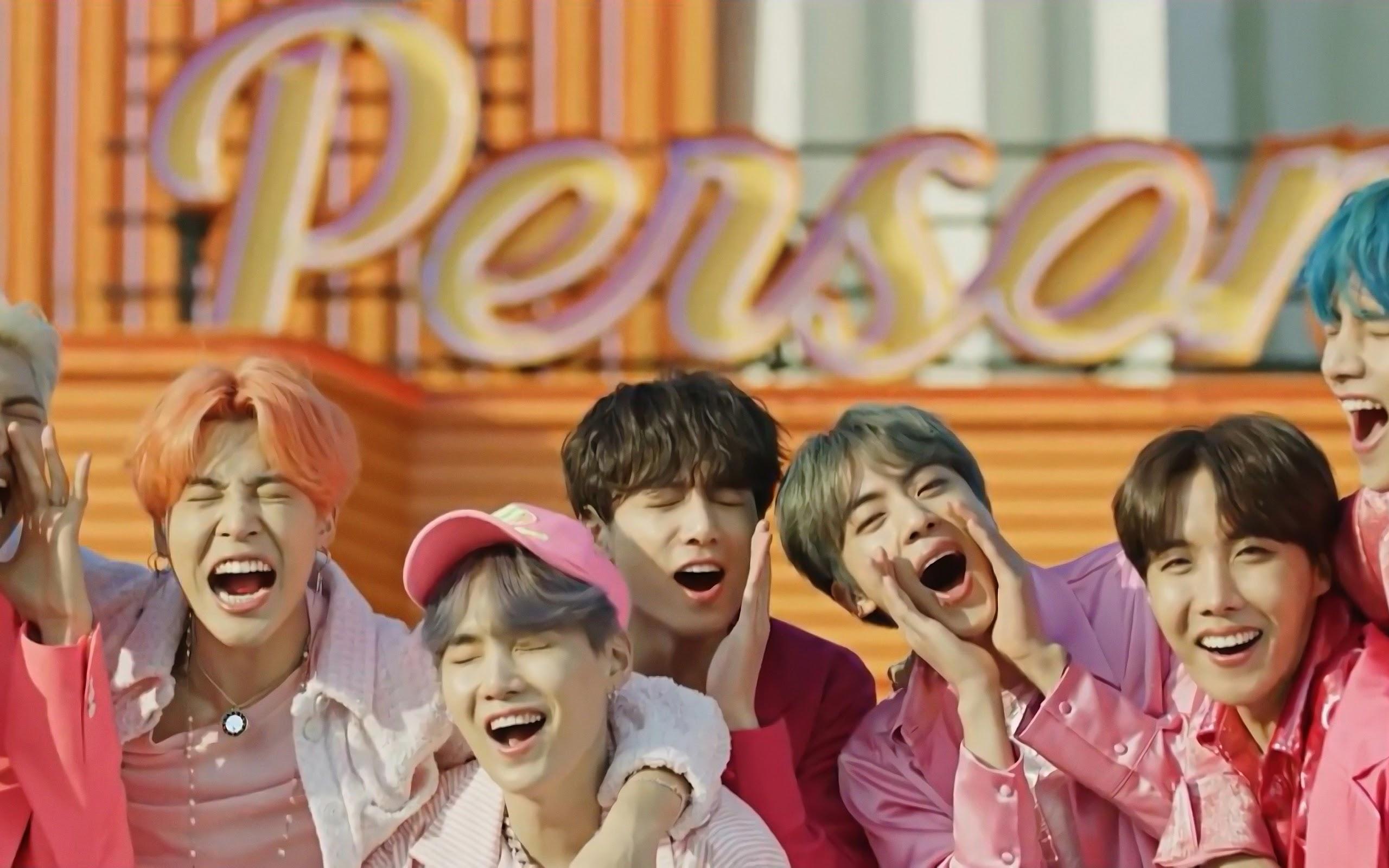 2560x1600 BTS Boy With Luv All Members 4K Wallpaper
