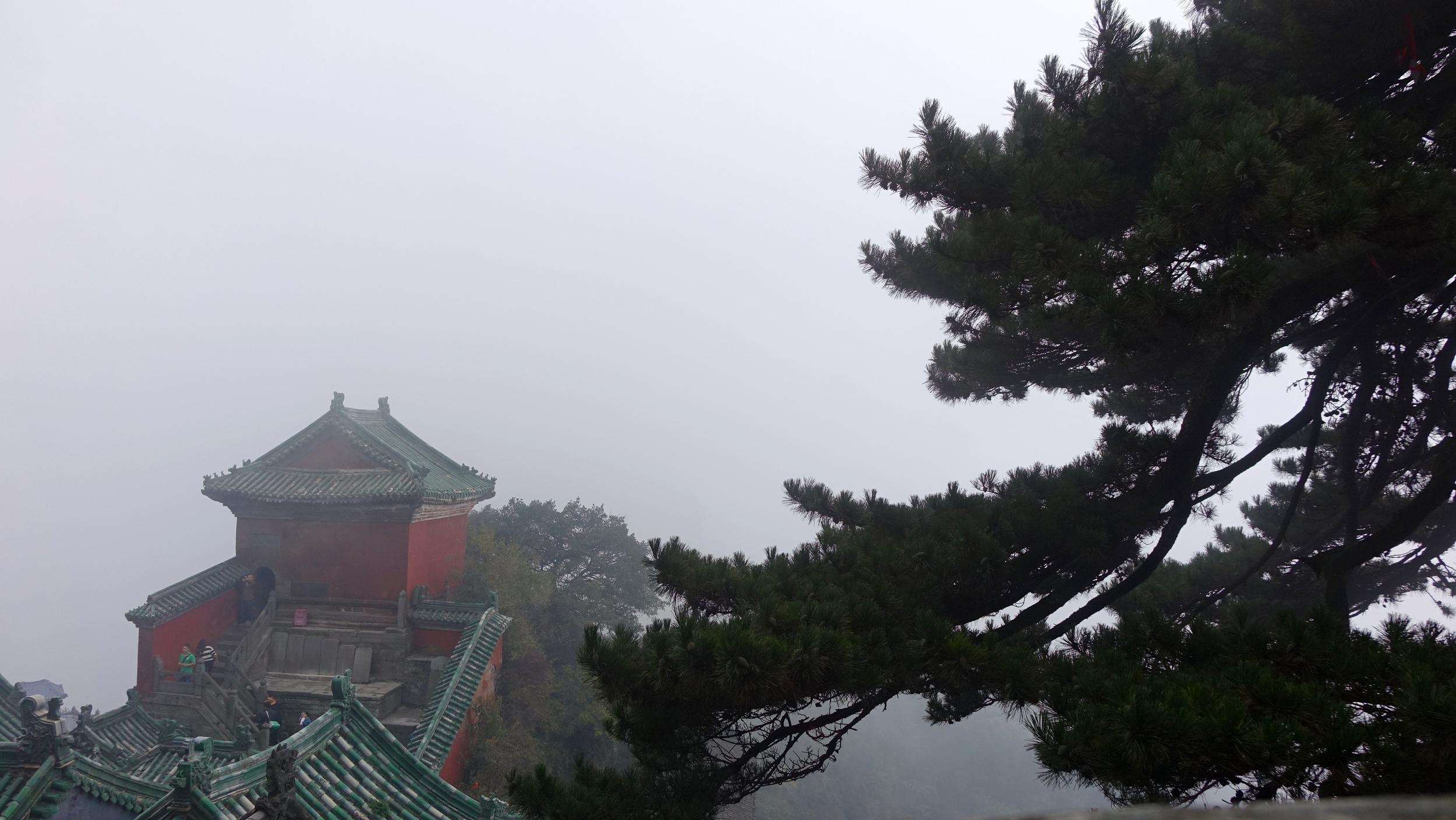 2500x1409 Wudang Mountain