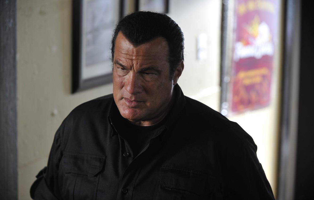 1332x850 Wallpaper pose, actor, the series, actor, Steven Seagal, Steven Seagal, Real justice, True Justice, Elijah Kane image for desktop, section фильмы