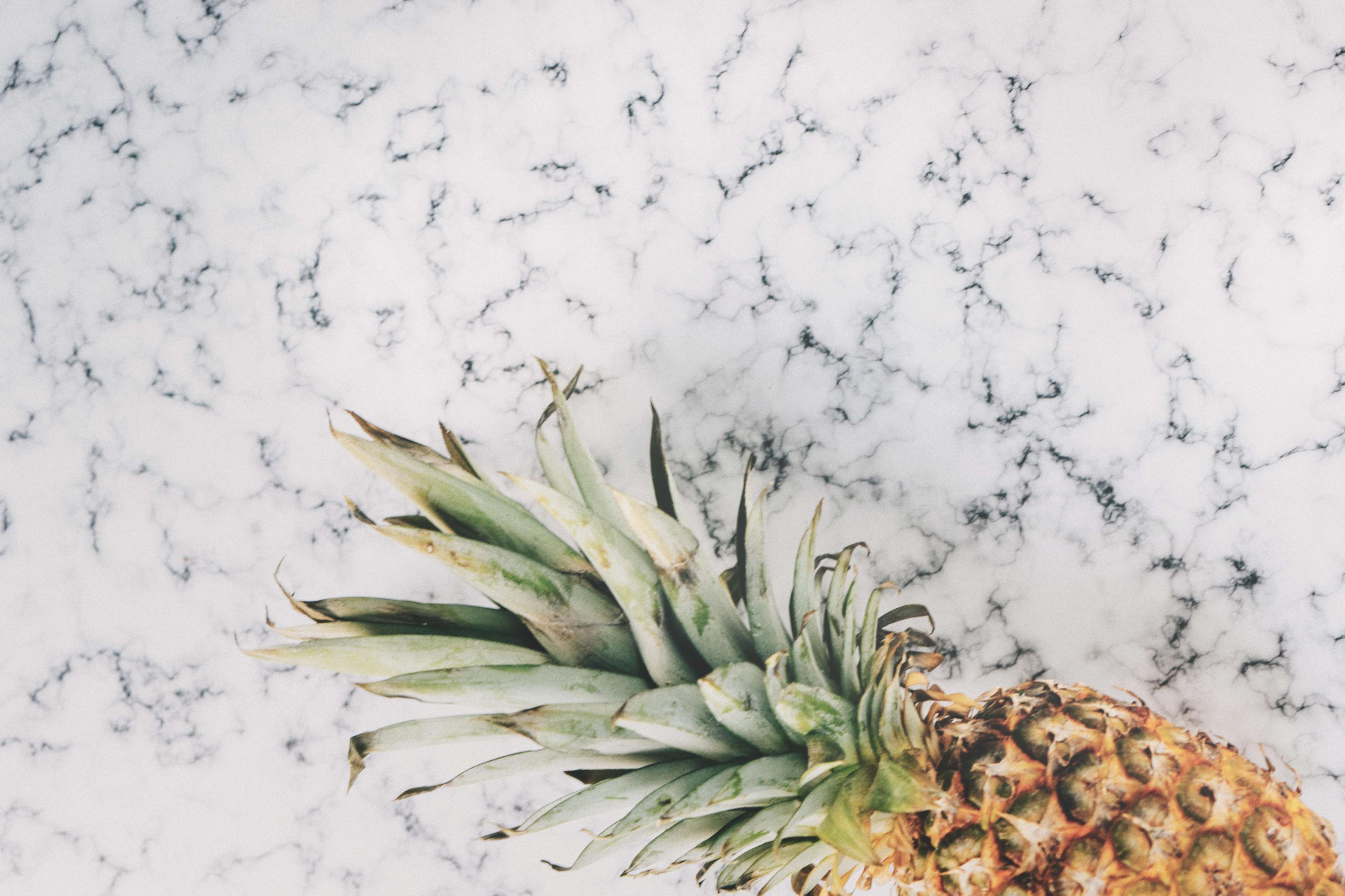 3840x2560 copy space, flat lay, fruit, golden, marble, minimal, minimalist, overhead, pineapple 4k wallpaper. Mocah HD Wallpaper