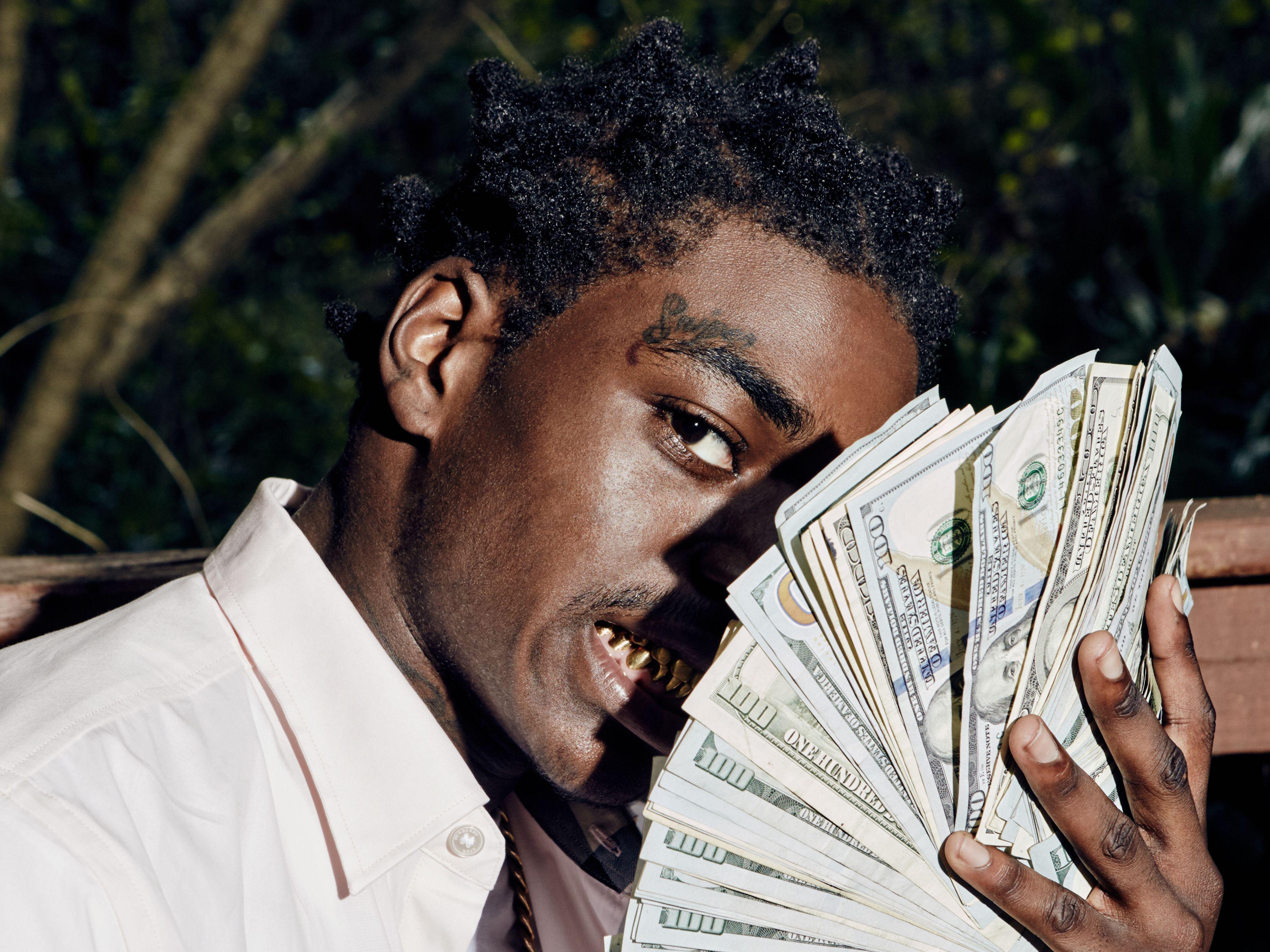 3704x2778 Kodak Black shares Roll In Peace video featuring XXXTentacion