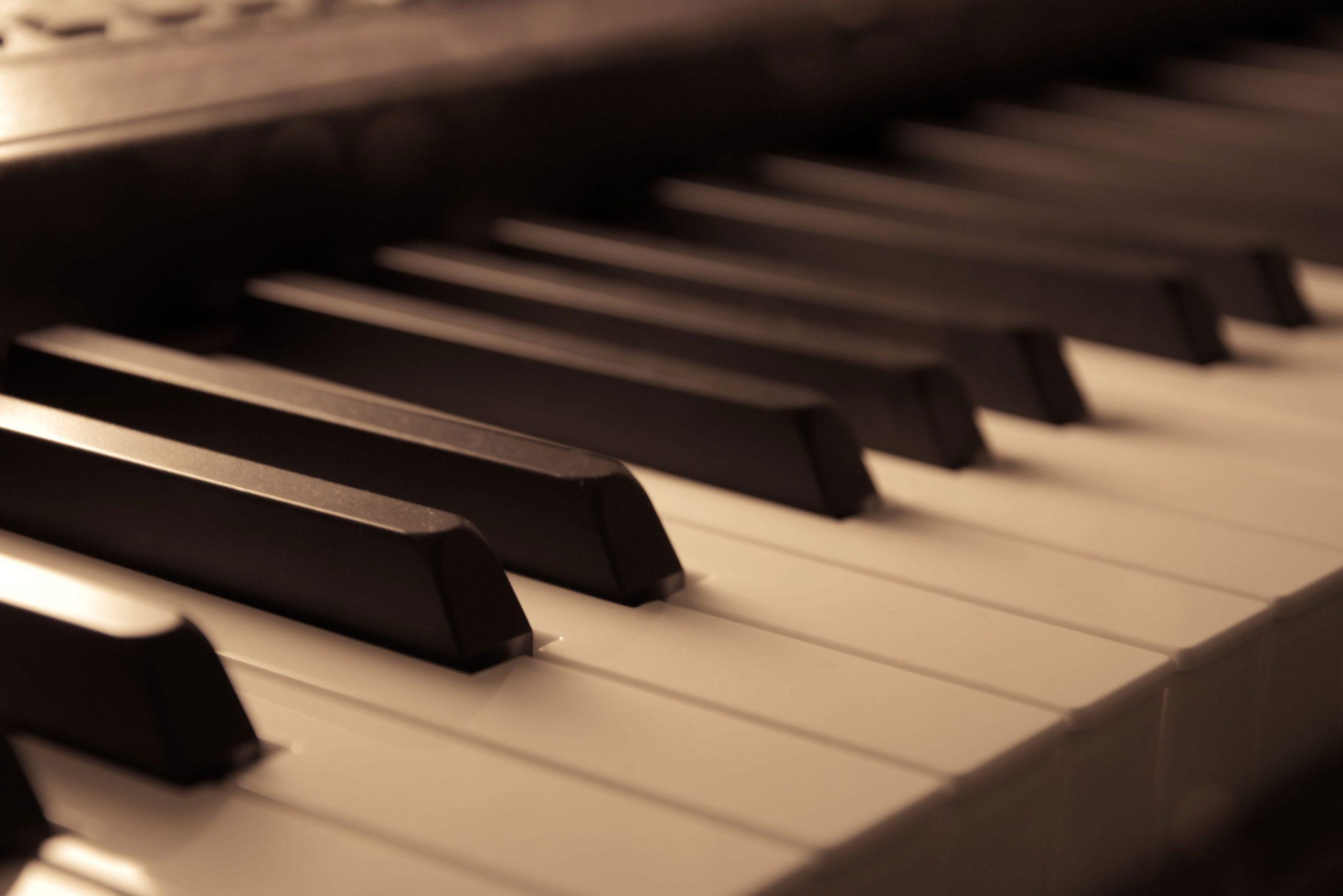 2560x1707 Piano wallpaper, oldschool, vintage, music, melody, instrument, keyboard • Wallpaper For You HD Wallpaper For Desktop & Mobile