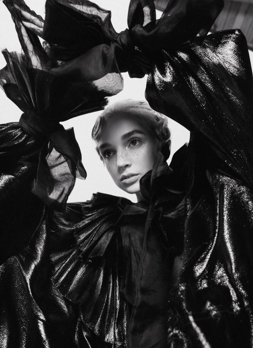 844x1161 Poppy: Inside The Shape Shifting, Metal Embracing World Of Your Internet Girl