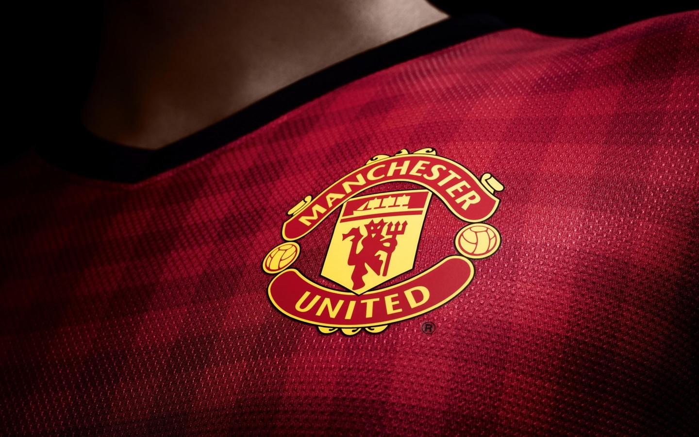 1440x900 T shirt, red, logo, soccer, brand, sports jerseys, clothing, Manchester United. Mocah HD Wallpaper
