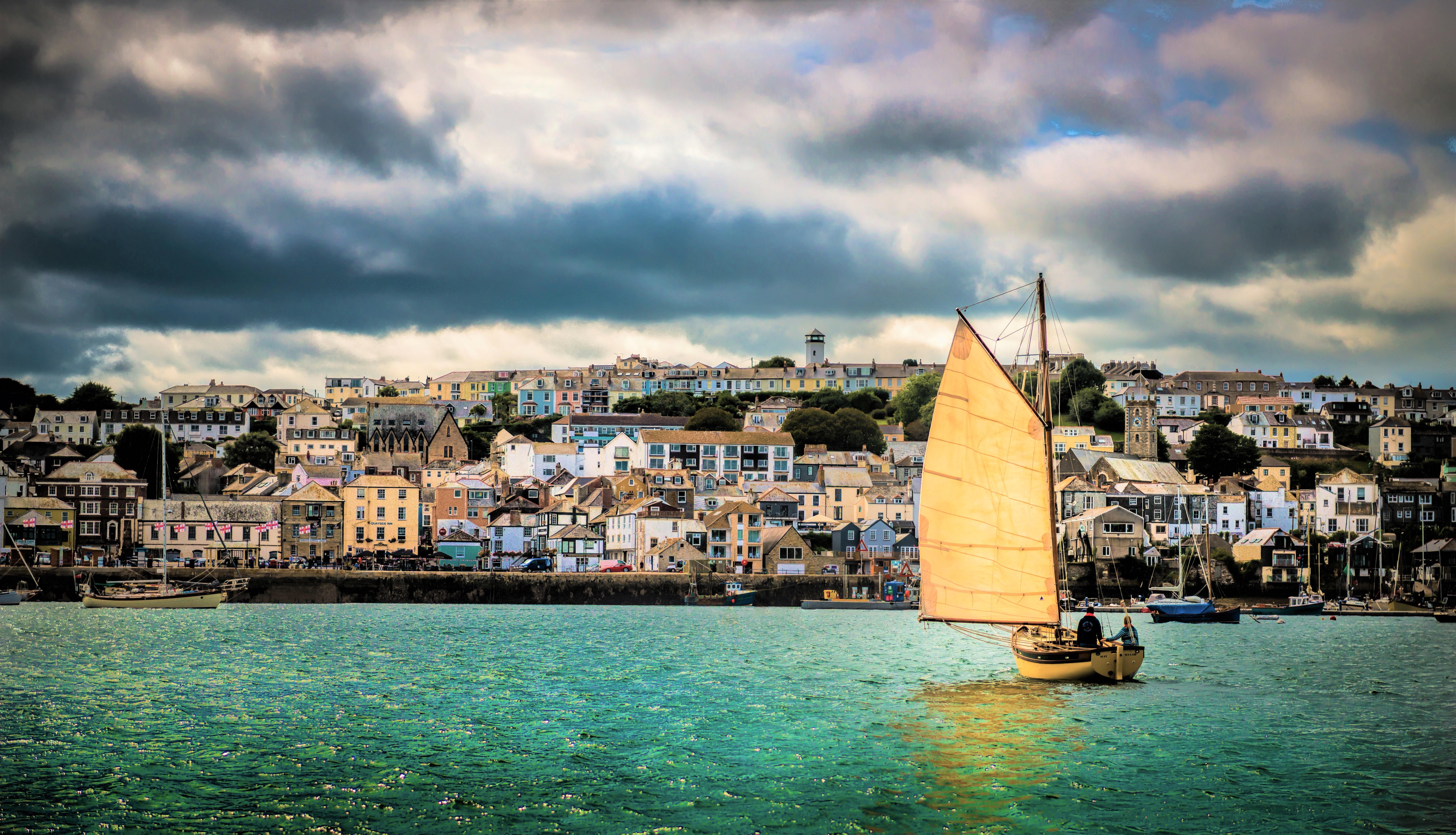 7360x4223 View of Cornwall, England 4k Ultra HD Wallpaper