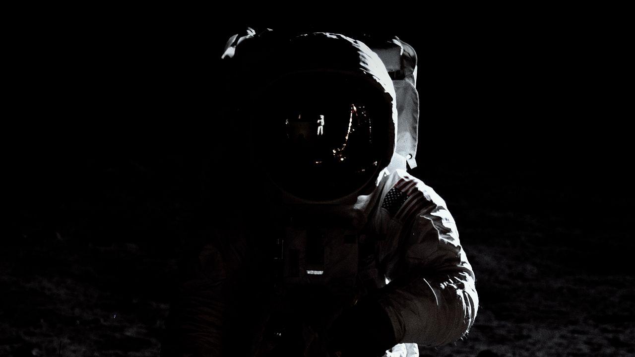 1280x720 Wallpaper astronaut, spacesuit, dark, space hd, picture, image