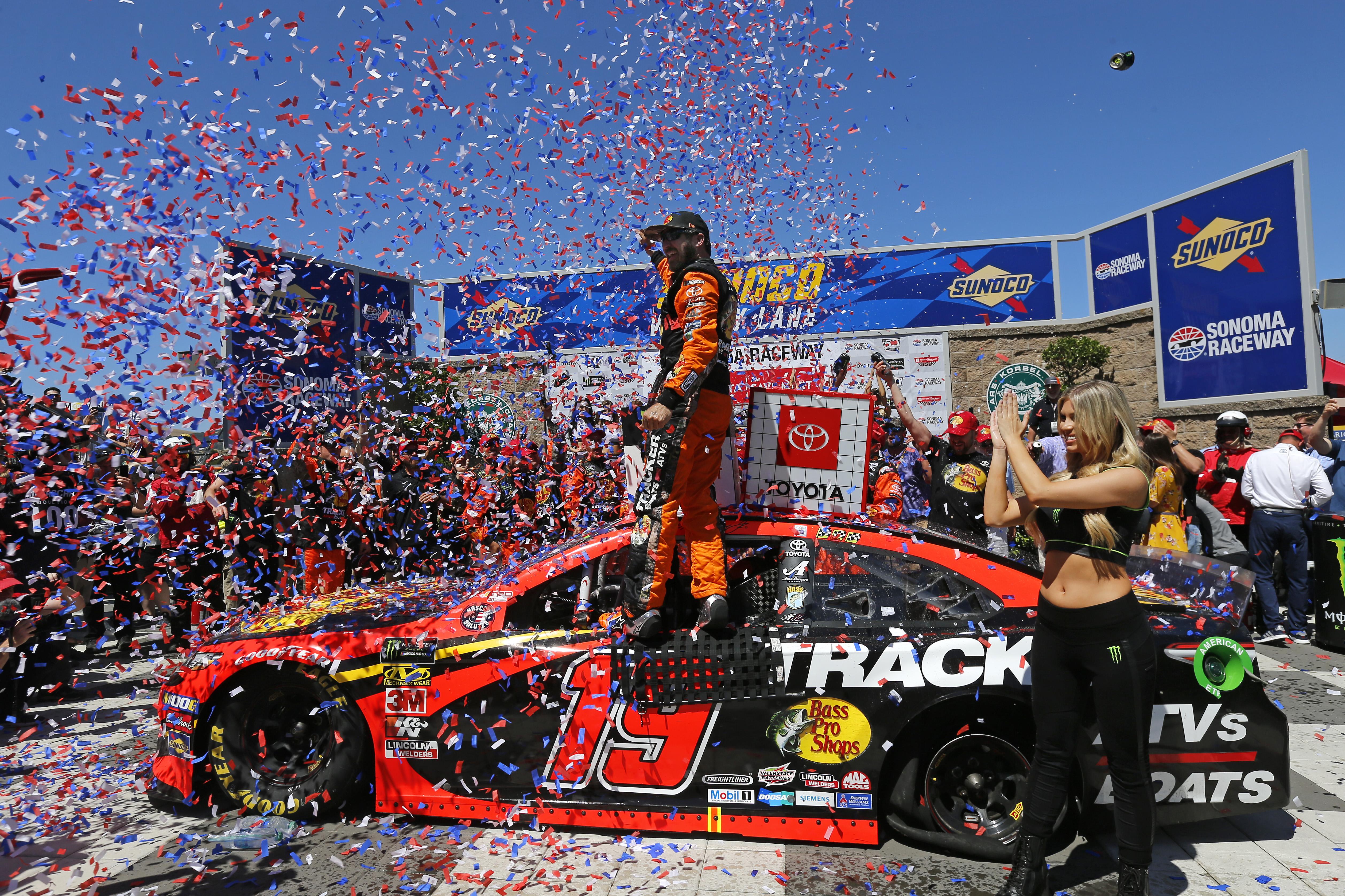 5033x3355 Martin Truex Jr. holds off Kyle Busch to defend Sonoma title