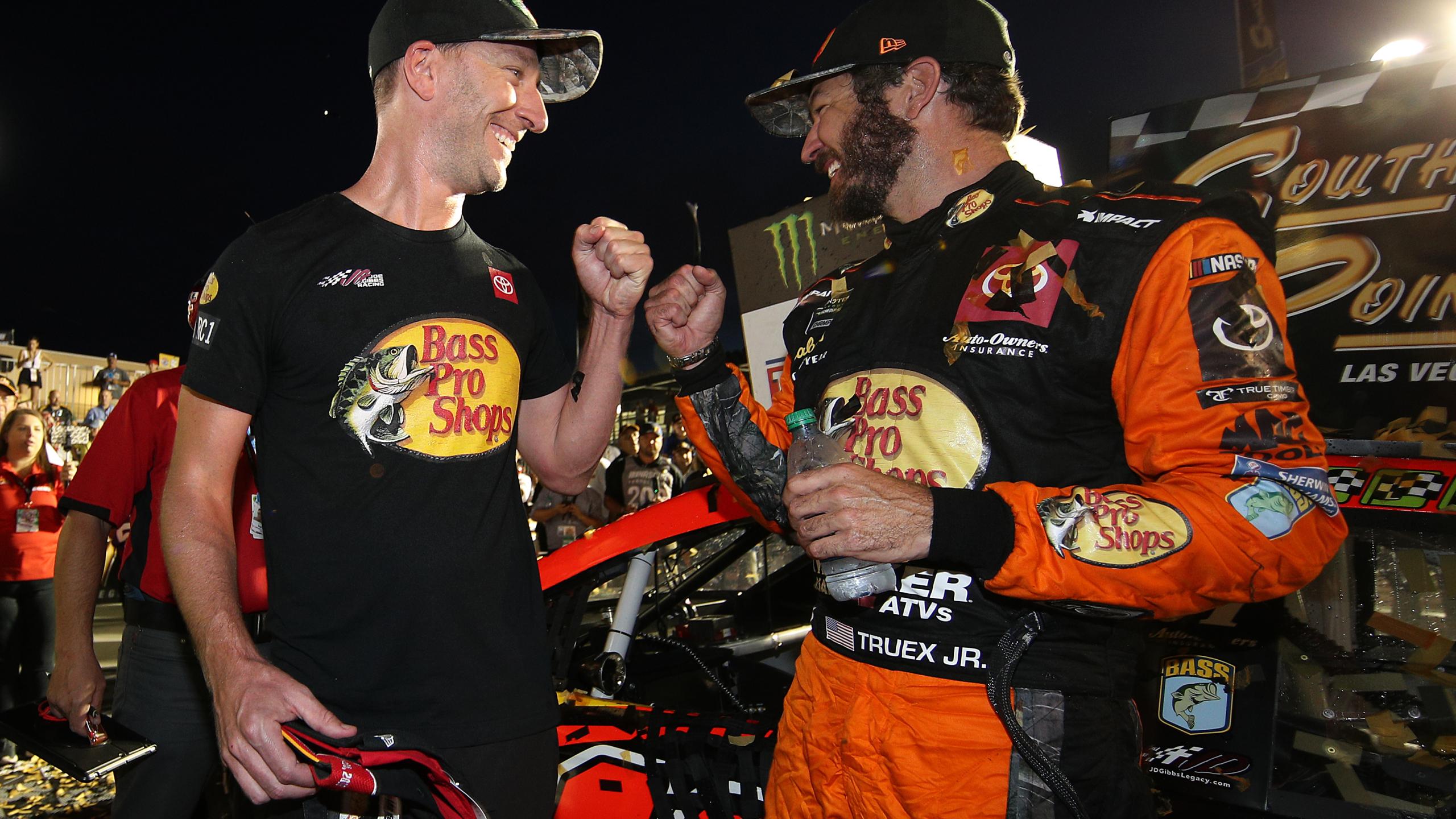 2560x1440 Truex Jr.'s Crew Chief Cole Pearn Leaving NASCAR To Spend Time With Family. FOX 4 Kansas City WDAF TV. News, Weather, Sports