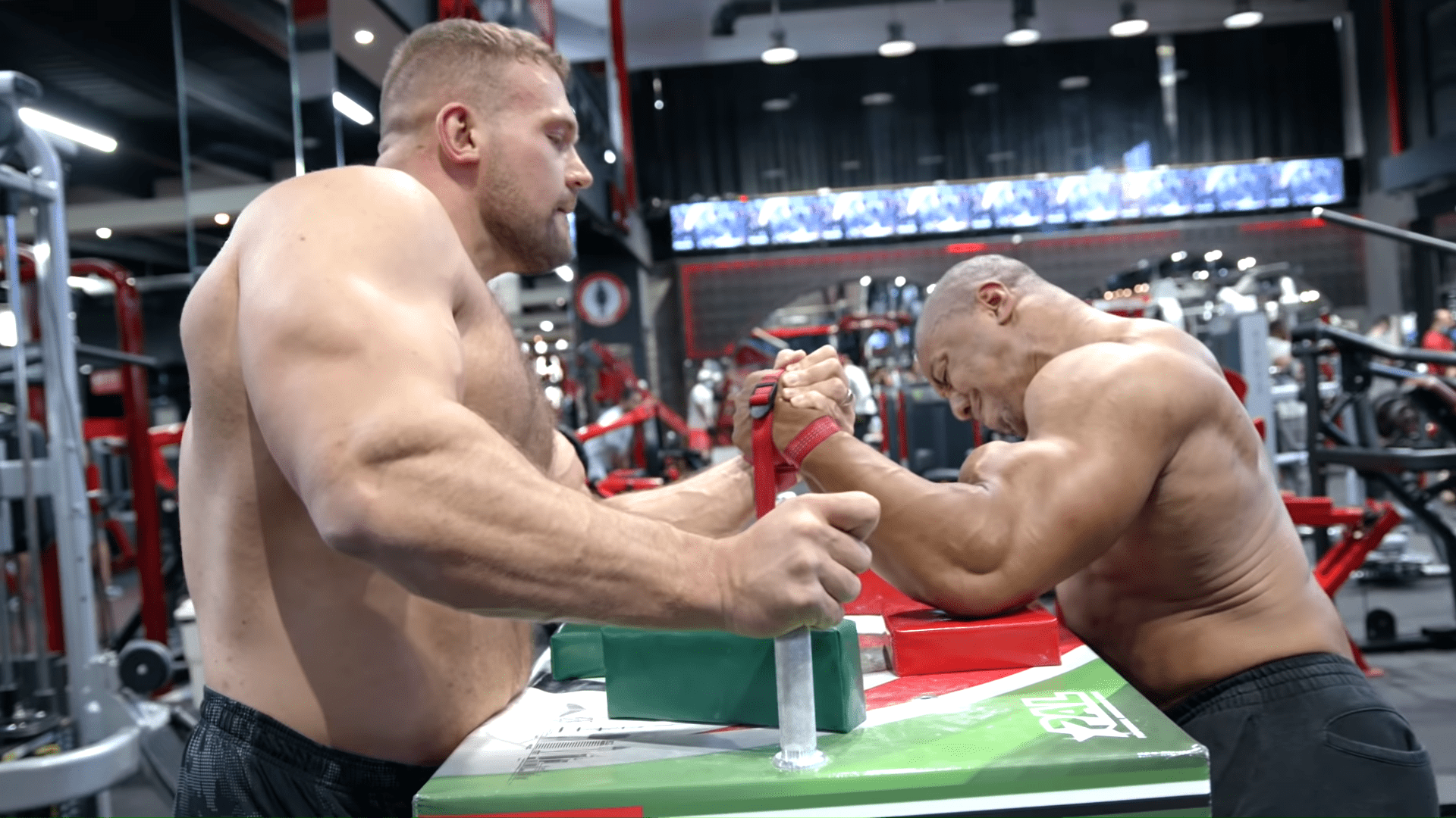 1920x1080 Larry Wheels's technique. What 'wrongs' and 'rights' do you see here: armwrestling