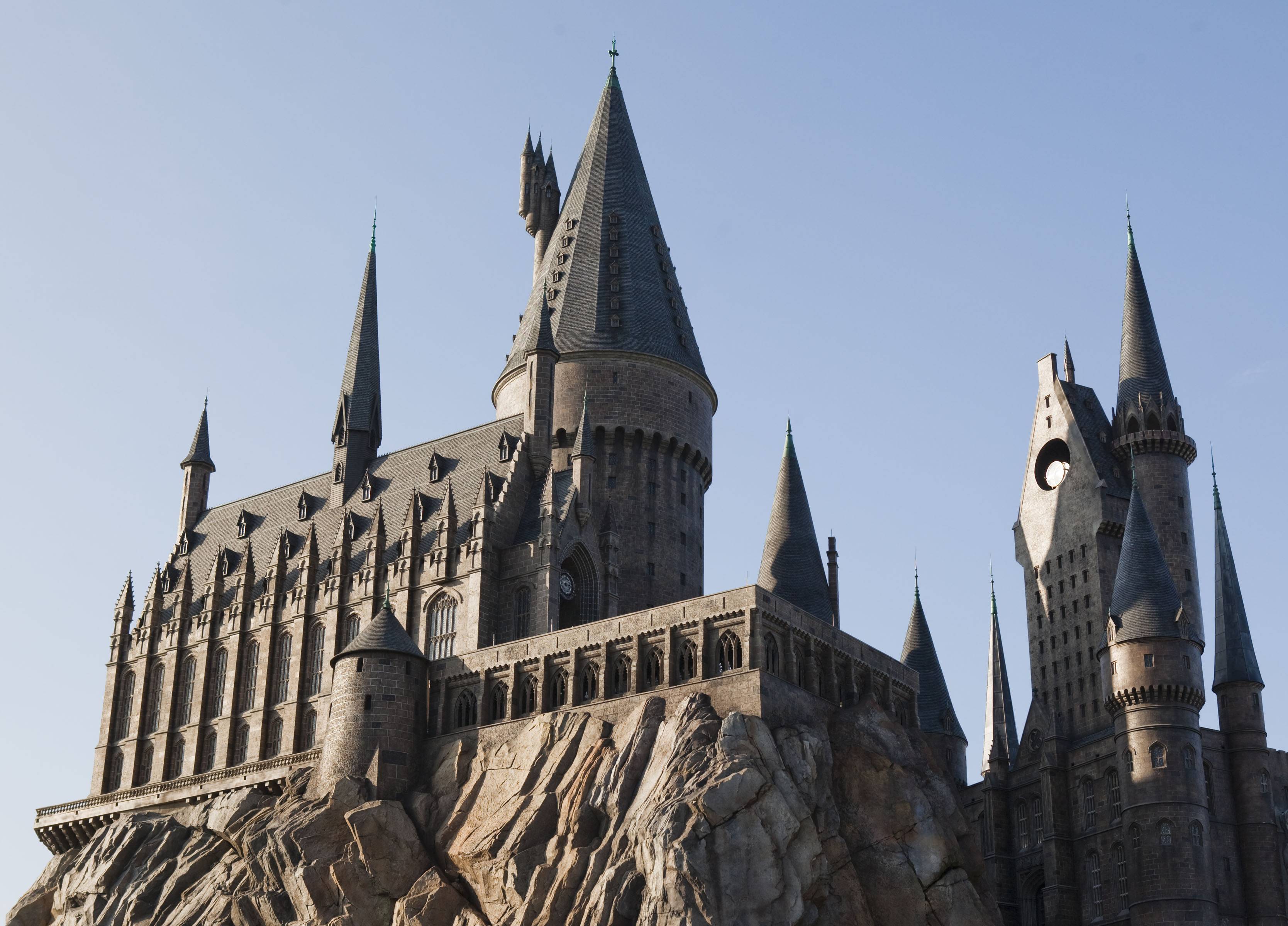 3336x2400 Hogwarts Castle Wallpaper