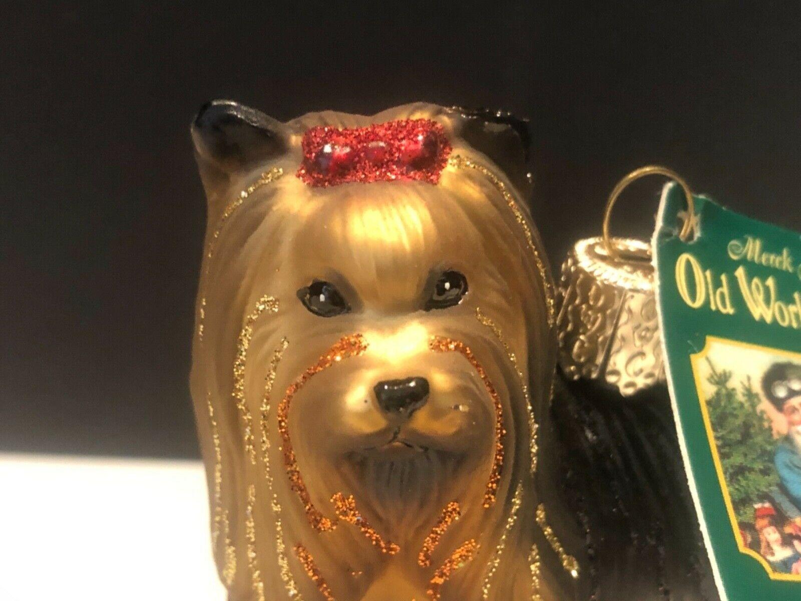 Christmas Yorkie Wallpapers - Top Free Christmas Yorkie Backgrounds