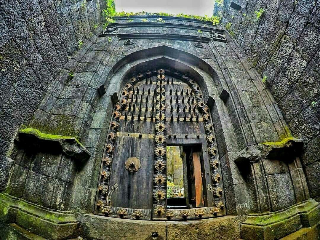 1080x810 राजांच वैभव. Historical film, Raigad fort, Historical picture
