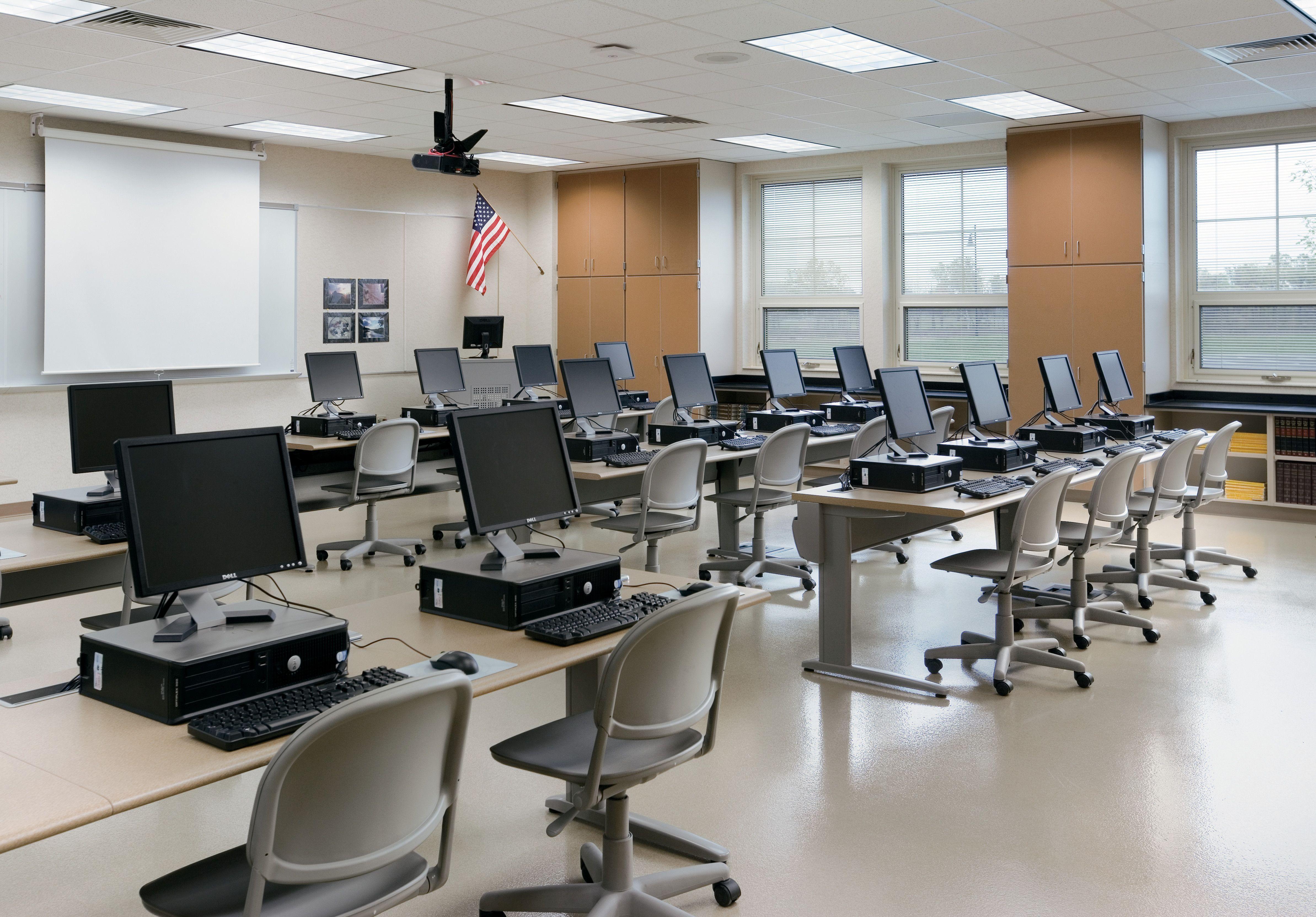 4773x3328 Computer Lab Layout Ideas