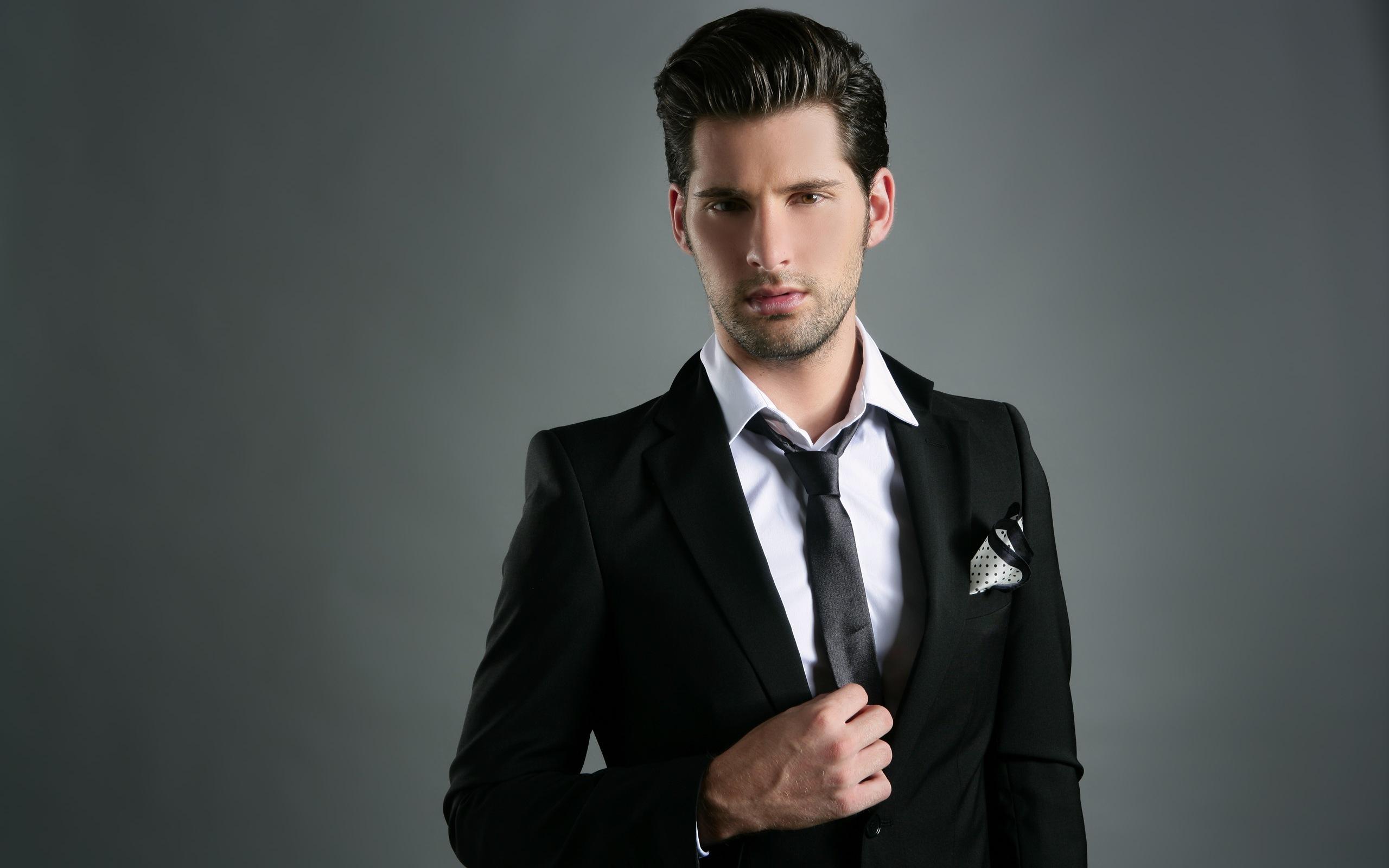 2560x1600 Handsome Men Wallpaper Pics Picture Image Photo Year Old Man In Suit