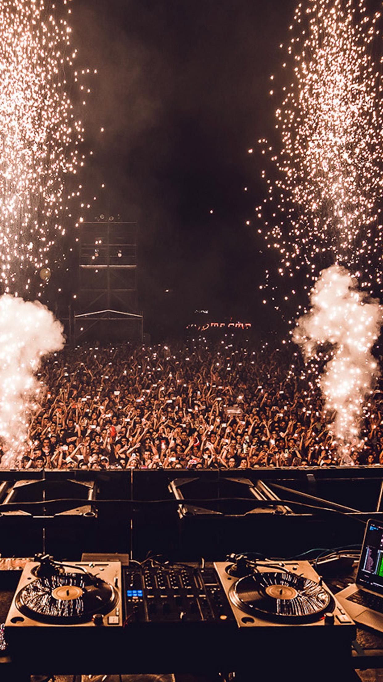 1242x2208 Party Concert Art Dark Music Wallpaper