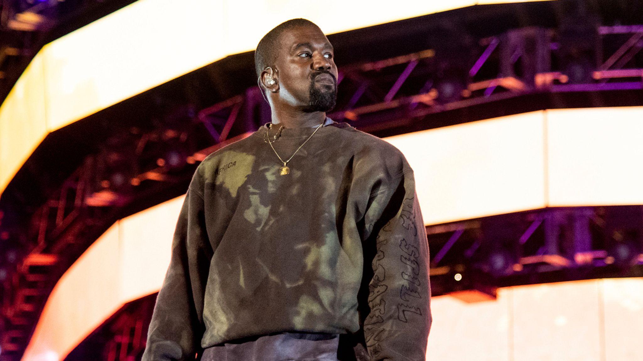 2048x1152 Kanye West holds yet another listening party for Donda, with fans hoping release is imminent. Ents & Arts News