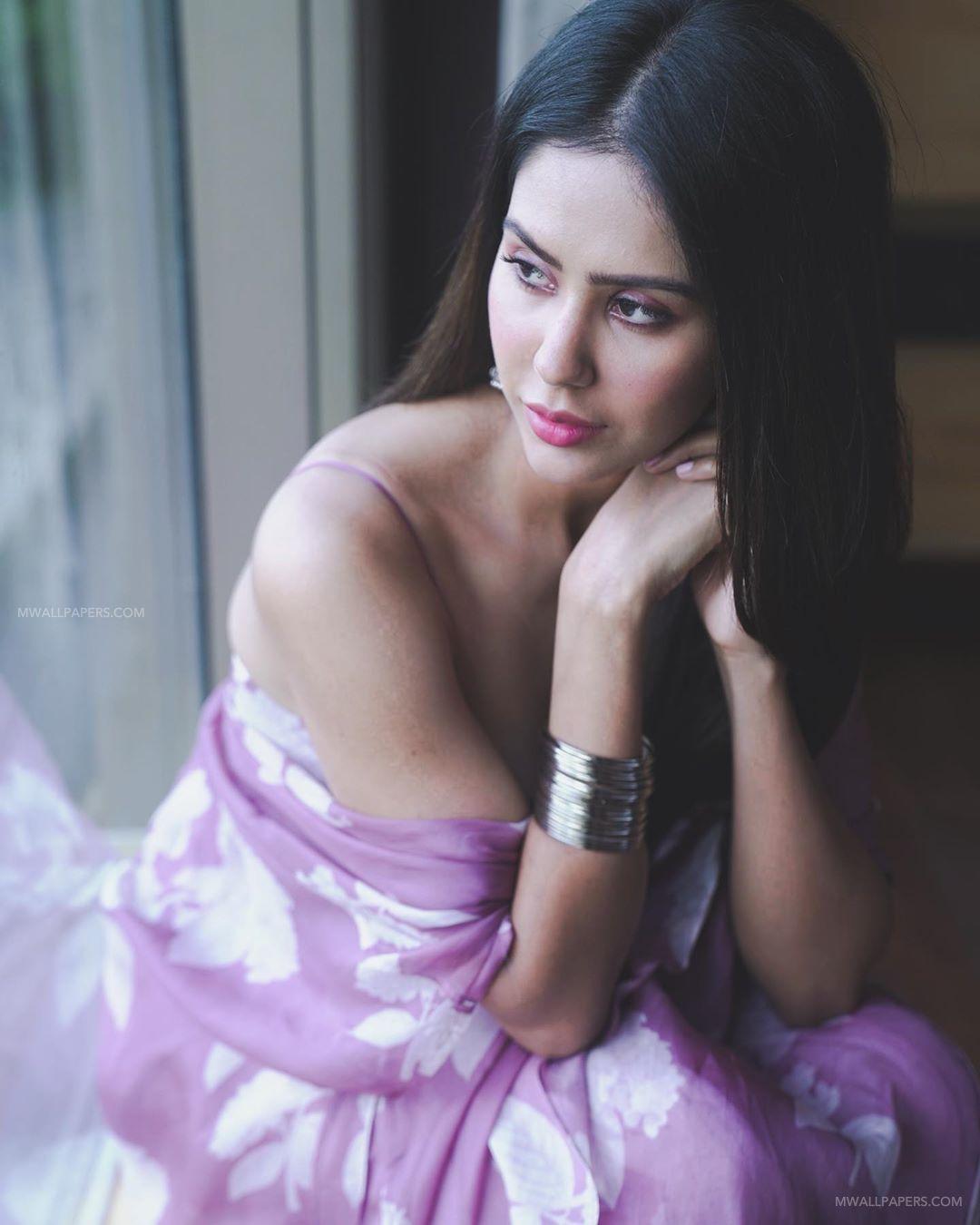 1080x1350 Sonam Bajwa HD Wallpaper (Desktop Background / Android / iPhone) (1080p, 4k) (1080x1350) (2021)