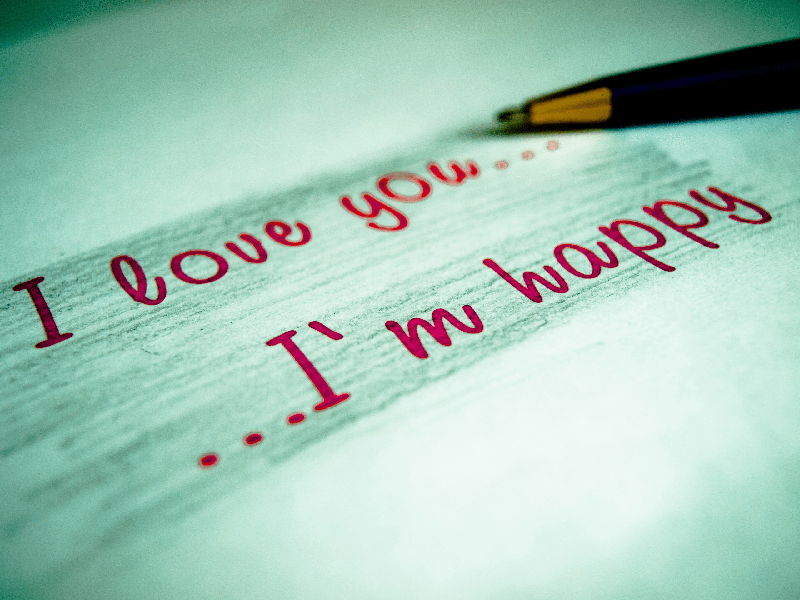 2560x1920 Love happiness wallpaperx1920