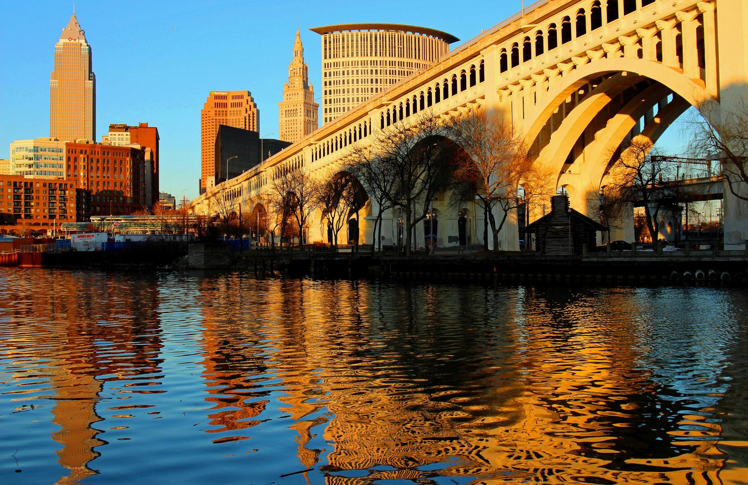 2560x1660 Picture USA Cleveland bridge Rivers Cities Building 2560x1660