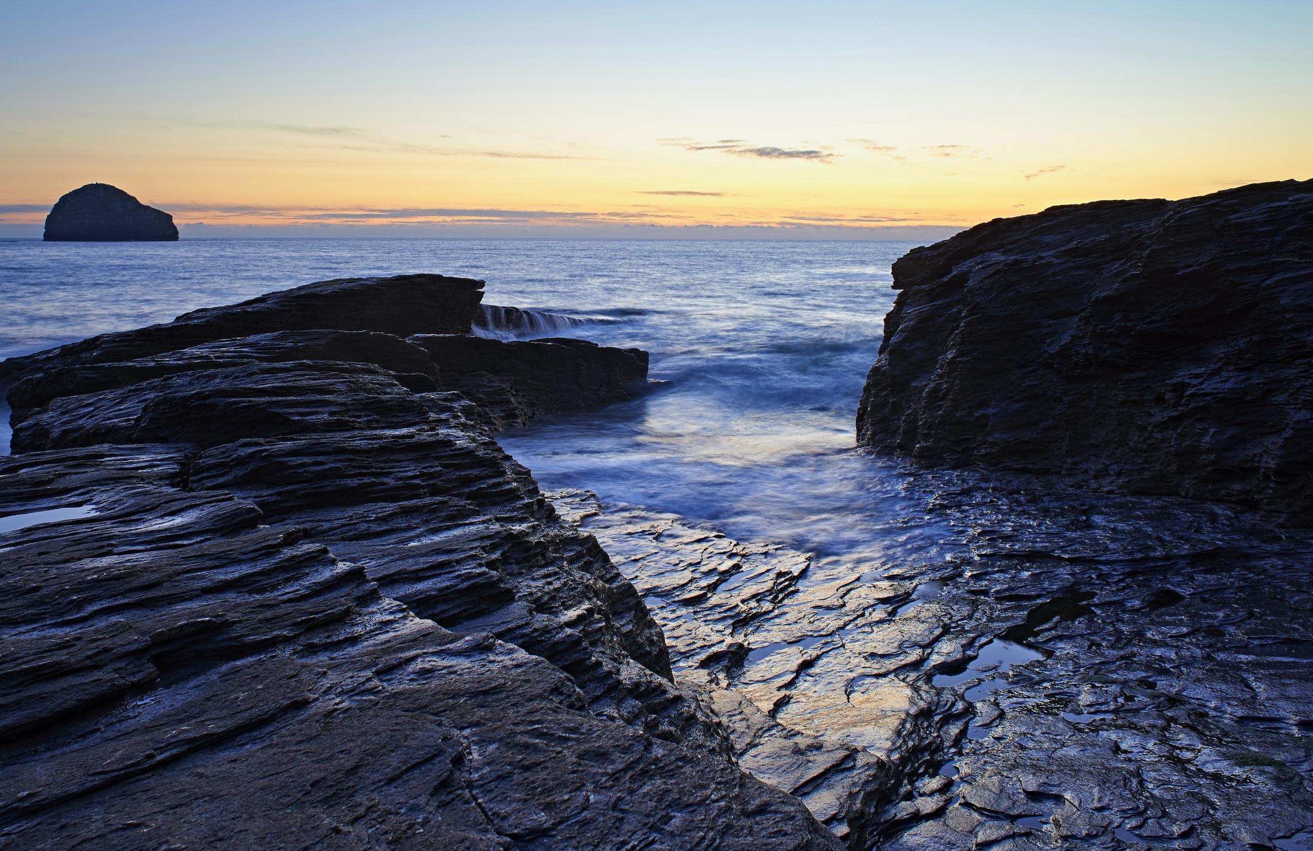 2560x1660 Photos Sea Crag Nature Coast 2560x1660