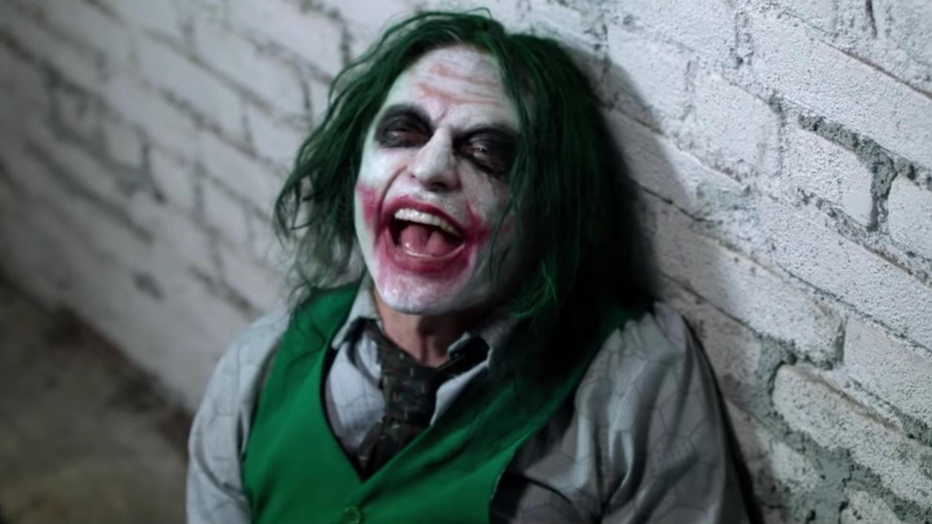 1920x1080 Tommy Wiseau is Back as The Joker in This Crazy Recreation of The Interrogation Scene in THE DARK KNIGHT