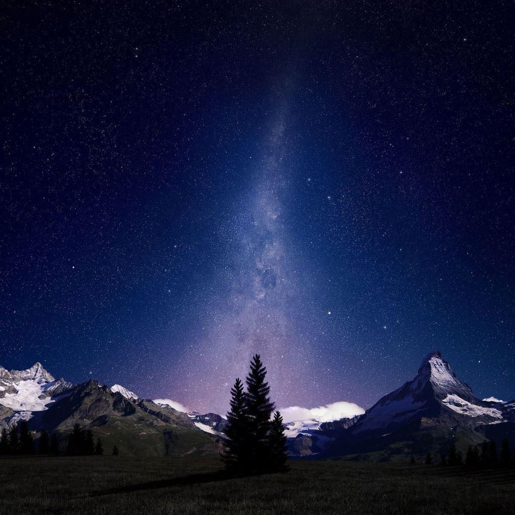 1024x1024 Night Sky Lights Over Snowy Mountains iPad Wallpaper Free Download