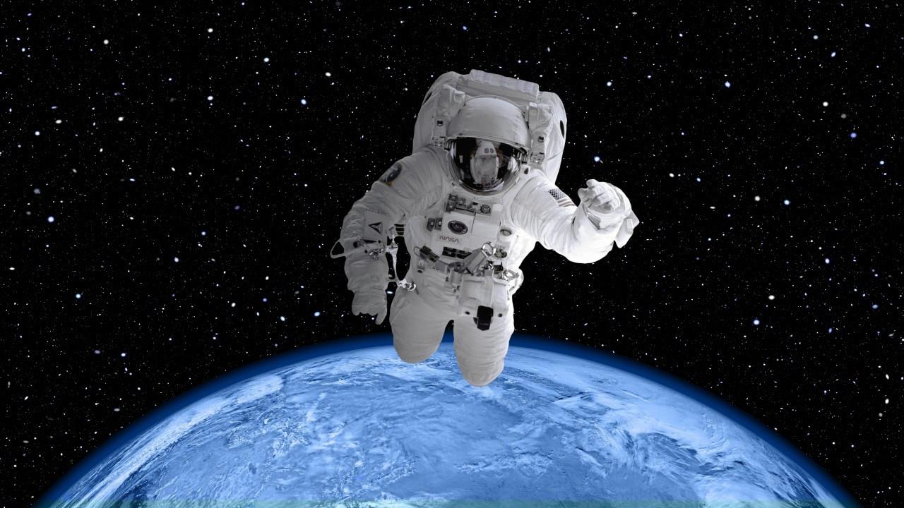 1280x720 Download 1280x720 Astronaut, Earth, Star, Space Suit Wallpaper