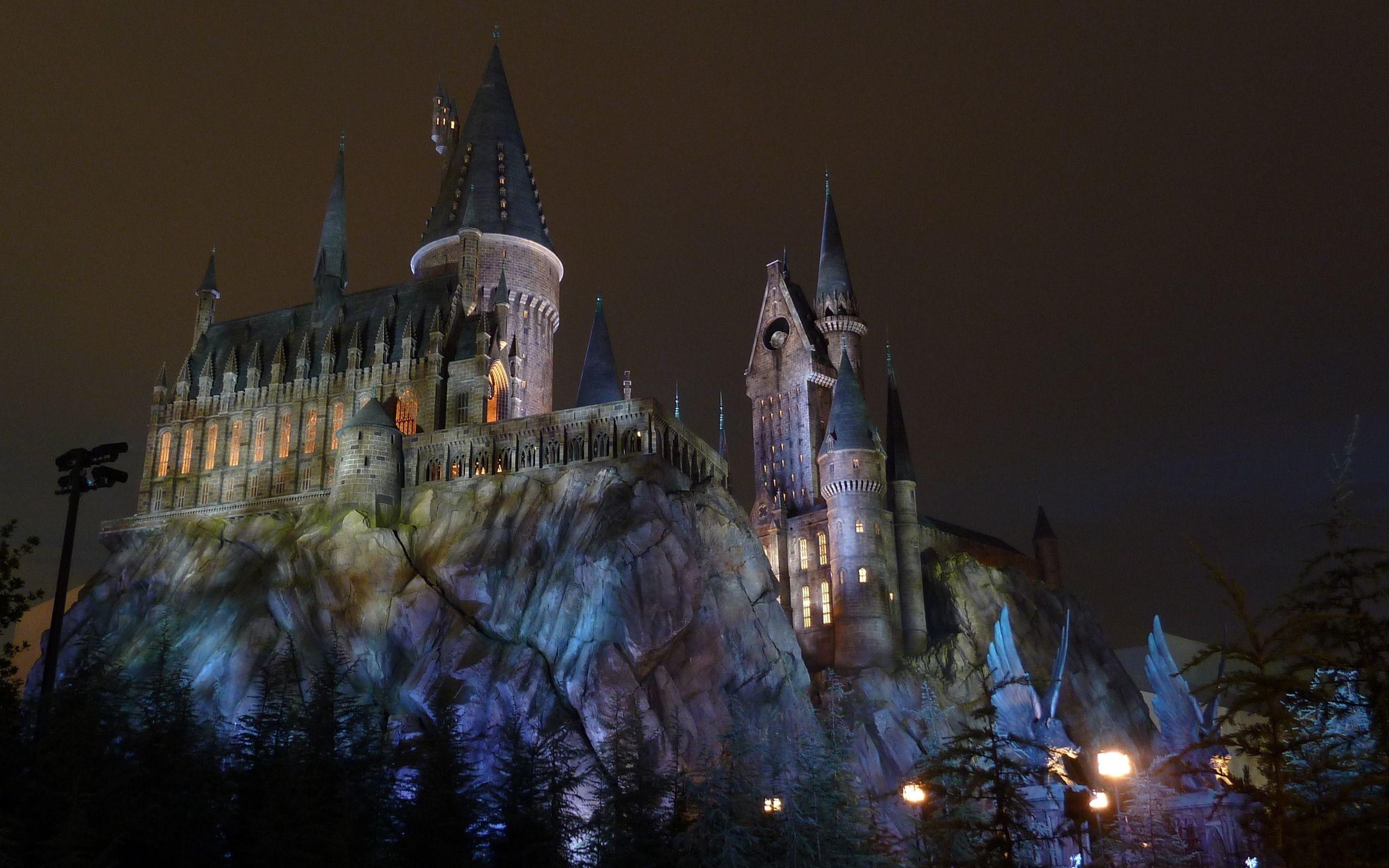 2560x1600 Hogwarts Castle Wallpaper background picture
