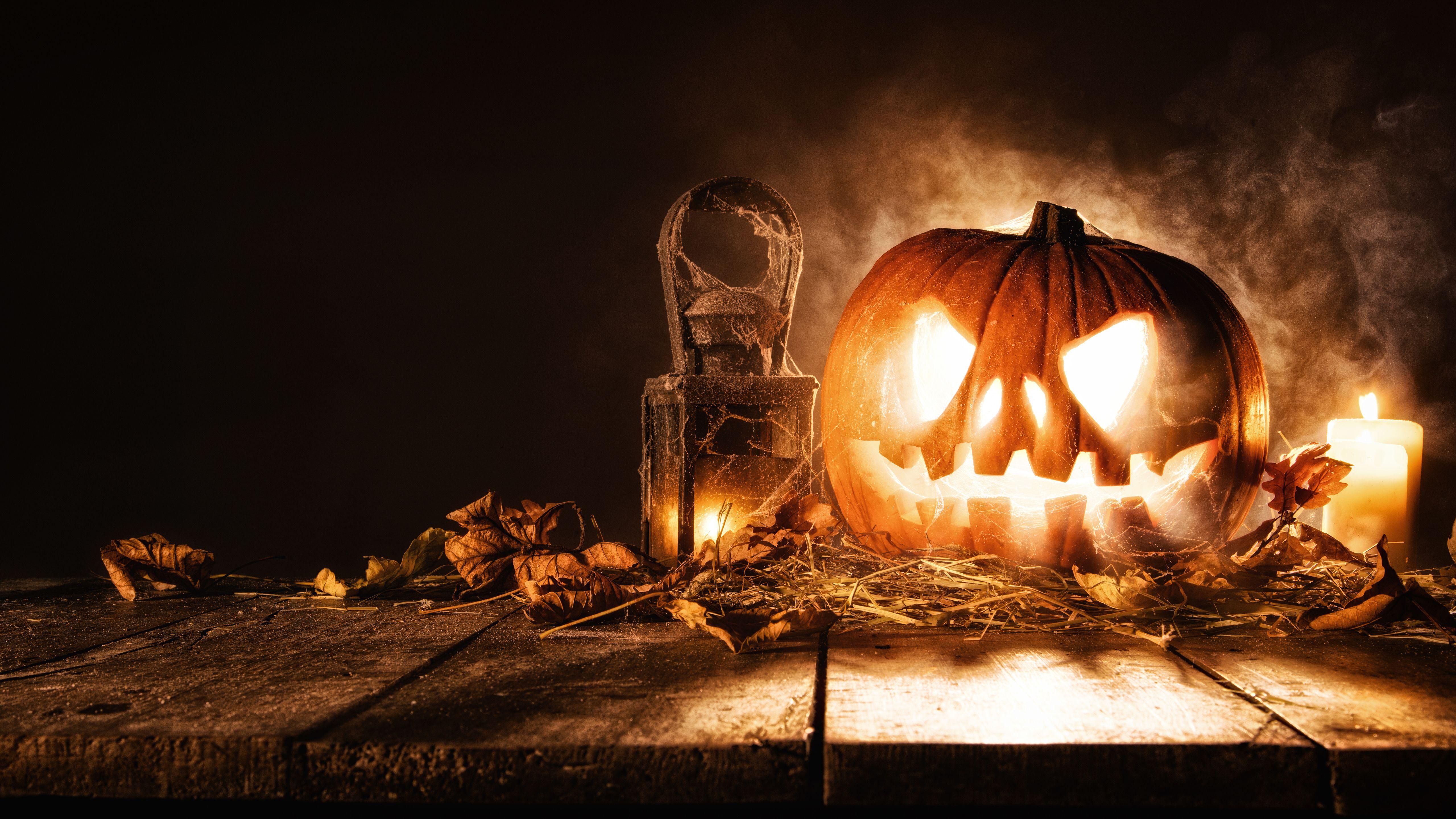 5120x2880 Halloween 8k Wallpaper
