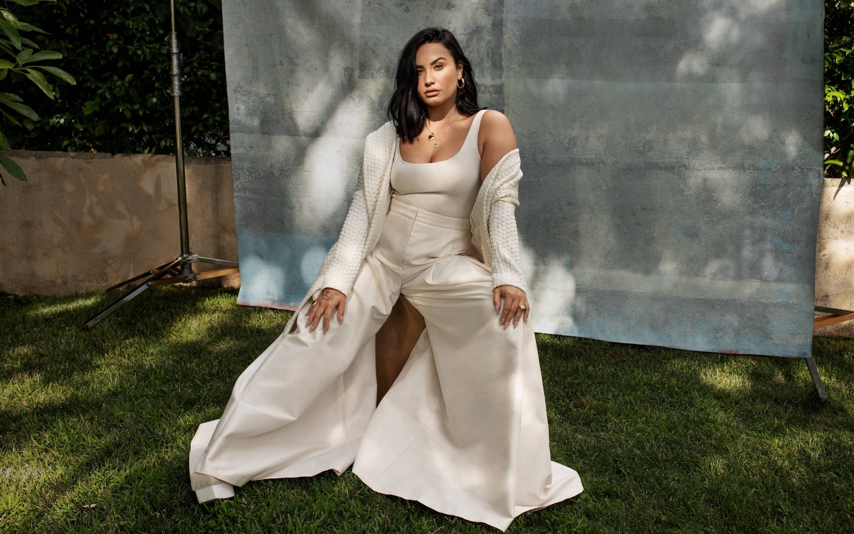 2880x1800 Demi Lovato 2020 Macbook Pro Retina Wallpaper, HD Celebrities 4K Wallpaper, Image, Photo and Background