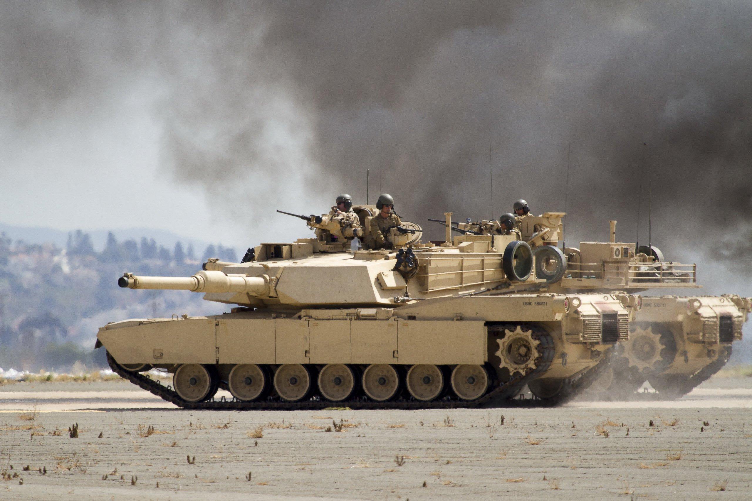 2560x1707 U.S. M1 Abrams HD Wallpaper