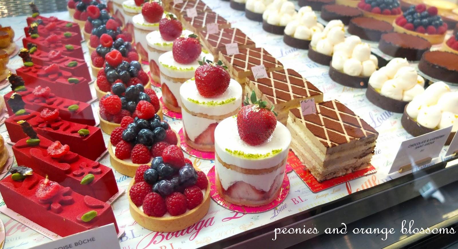 1600x871 EGGLESS CAKES AND PASTRIES