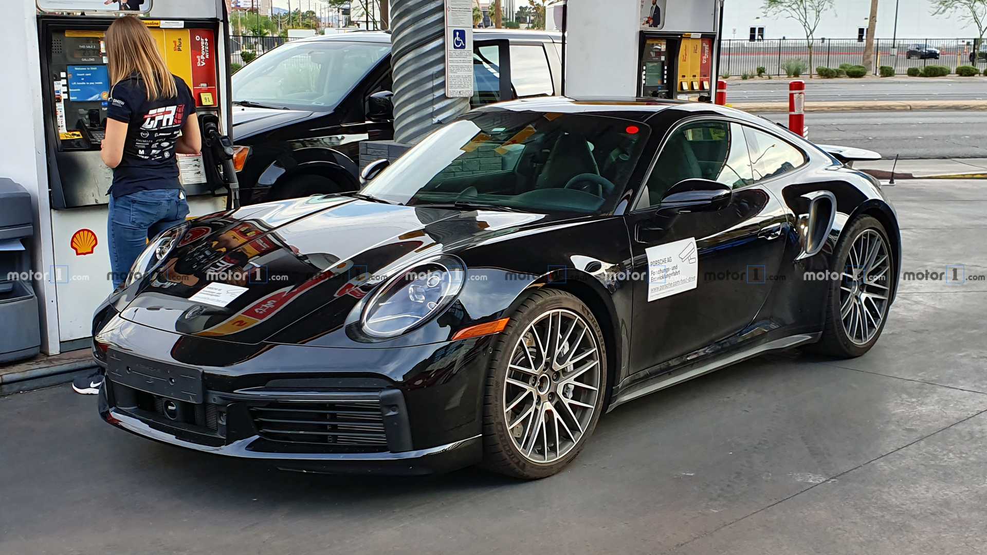 1920x1080 Next Gen Porsche 911 Turbo Spied Gassing And Going [UPDATE]