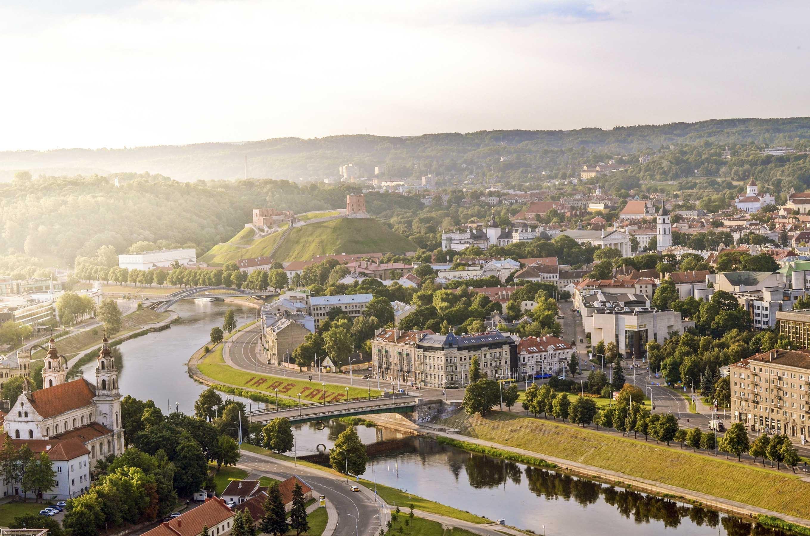 2718x1800 Vilnius, Lithuania travel guide