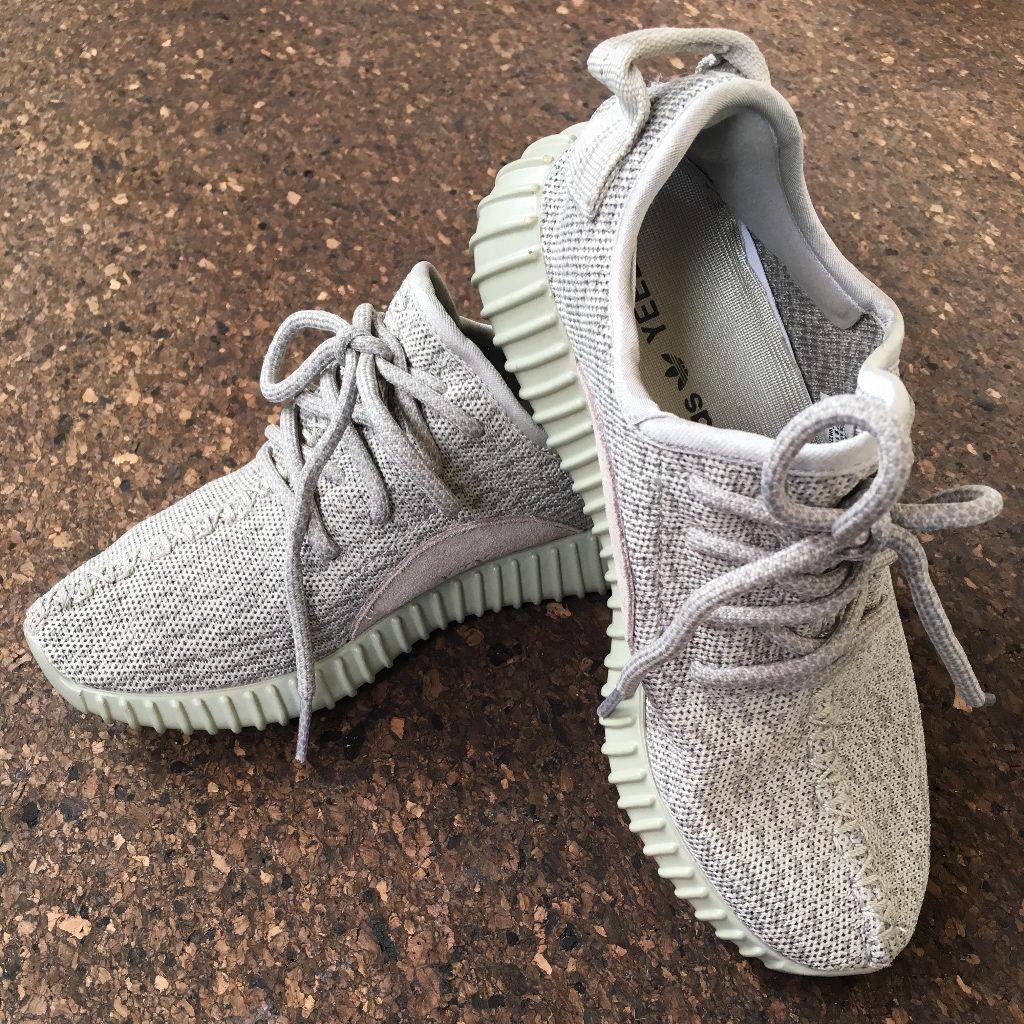1024x1024 Yeezy Moonrock iPhone wallpaper Hypebeast wallpaper, Dope