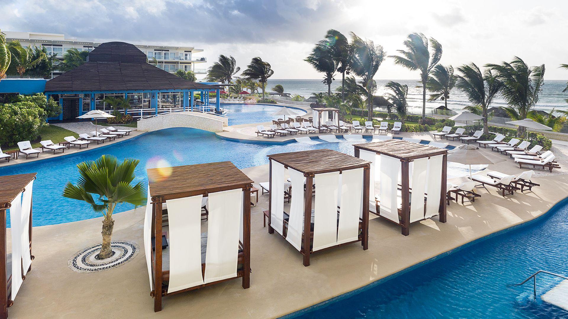1920x1080 All Inclusive Resort in Riviera Cancun. Azul Beach Resorts
